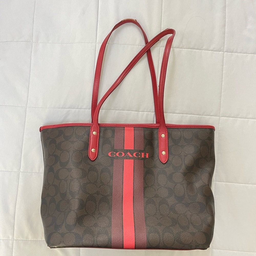OPEN TO ALL OFFERS coach tote